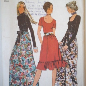 Vintage Simplicity 9602 maxi or midi Evening Dress Pattern, size 8, Bust 31.5, Vintage 1970s Simplicity Dress Sewing Pattern