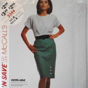 90s McCall&#39;s 5344 easy Blouse and Skirt pattern, size 6-8, 1990s McCall&#39;s Skirt, Button vent Skirt, Work Shell Top pattern Bust 30.5-31.5