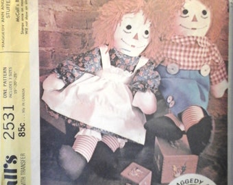 FF Vintage McCall's 2531 Raggedy Ann & Andy Cloth Doll Pattern, three sizes doll sewing pattern, Raggedy Ann Doll, Raggedy Andy boy doll