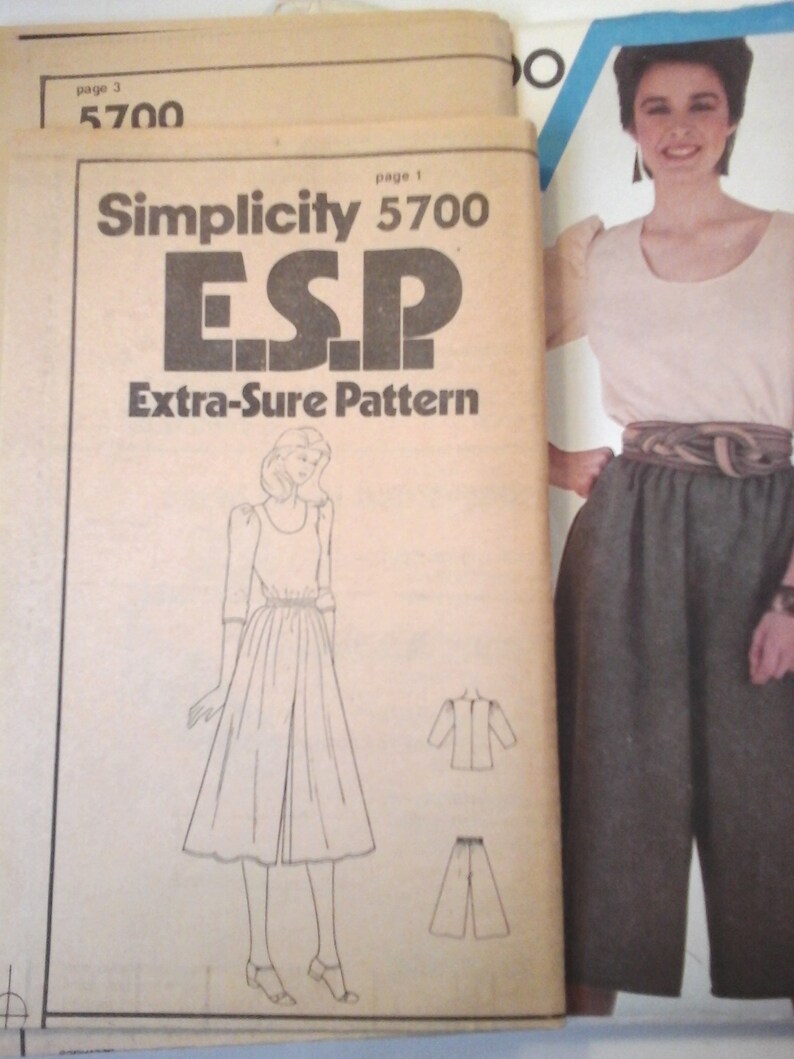Simplicity 5700 easy Blouse and Culottes Pattern, size 10-12-14, Bust 32.5-36, 80s Split Skirt pattern, 80s blouse pattern image 4