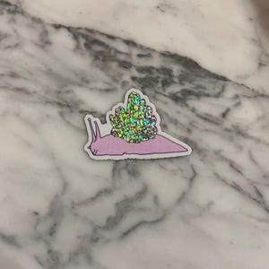 Sticker imperméable holographique escargot cristal