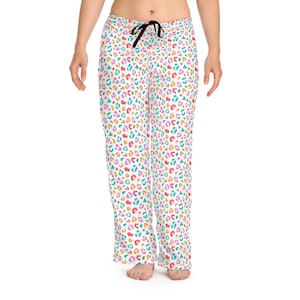 Pastel Cheetah Print Women&#39;s Pajama Pants, Cozy Lounge Wear, Sleepwear, Cute PJs, Animal Print Bottoms