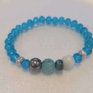 Light Blue Crystal Stretch Bracelet, Blue Bead Bracelet for a Woman or a man. Jewelry Gift idea for a Woman, Pretty Sparkle Bead Bracelet