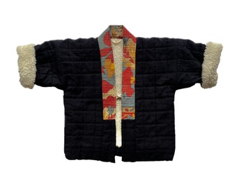 Haori coat for kids, TSUBAME (navy), with the coller of Kantha quilt