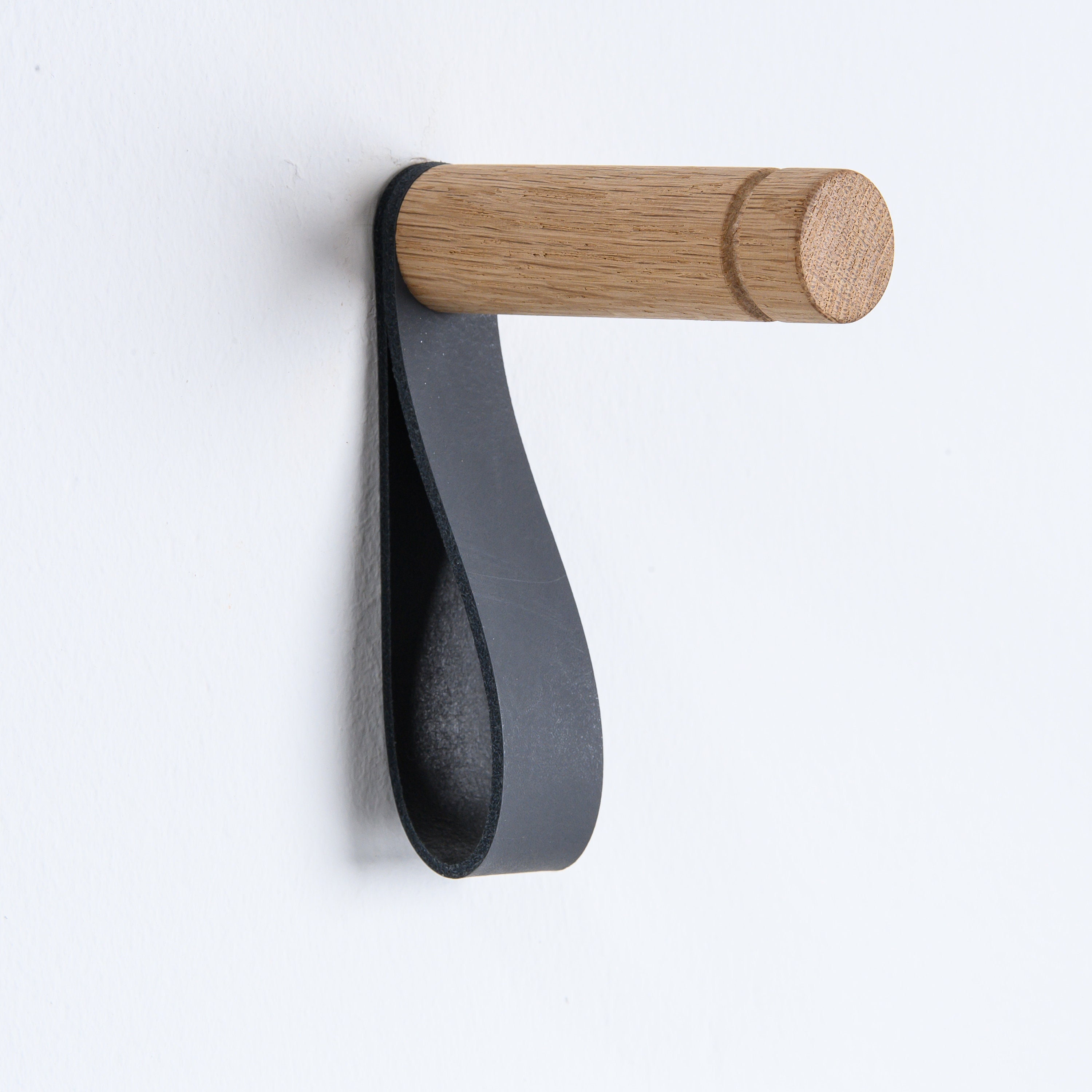 Wood Wall Hook With Leather Strap 