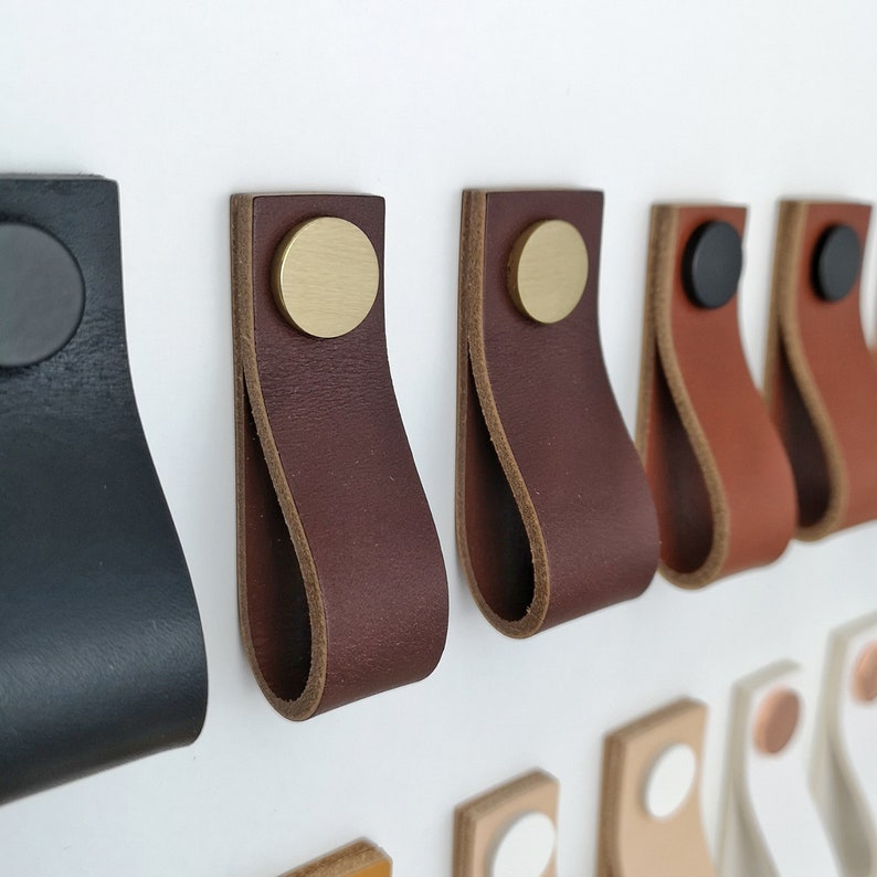 A wide variety of high-quality handmade Leather drawer pulls and leather cabinet pulls to upgrade your furniture pieces to which you want to give a new look. The leather pulls are Made in Germany by Rowzec Design using the finest materials.