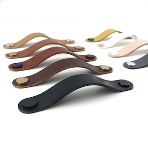 A wide variety of high-quality handmade Leather drawer pulls and leather cabinet pulls to upgrade your furniture pieces to which you want to give a new look. The leather pulls are Made in Germany by Rowzec Design using the finest materials.