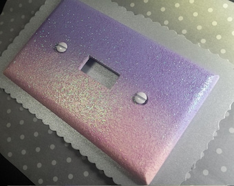 Placas, cubiertas y balancines para interruptores de luz con degradado rosa pastel y lavanda brillante / Purpurina iridiscente / Estilo kawaii / Para habitación infantil