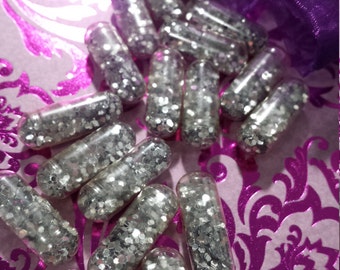 20 Chunky SILVER Glitter Pills in Organza Pouch /Sparkle Capsules Glitter Bombs /Shiny Sparkly Gag Gift /Bachelorette Party Favors /Rave Bag
