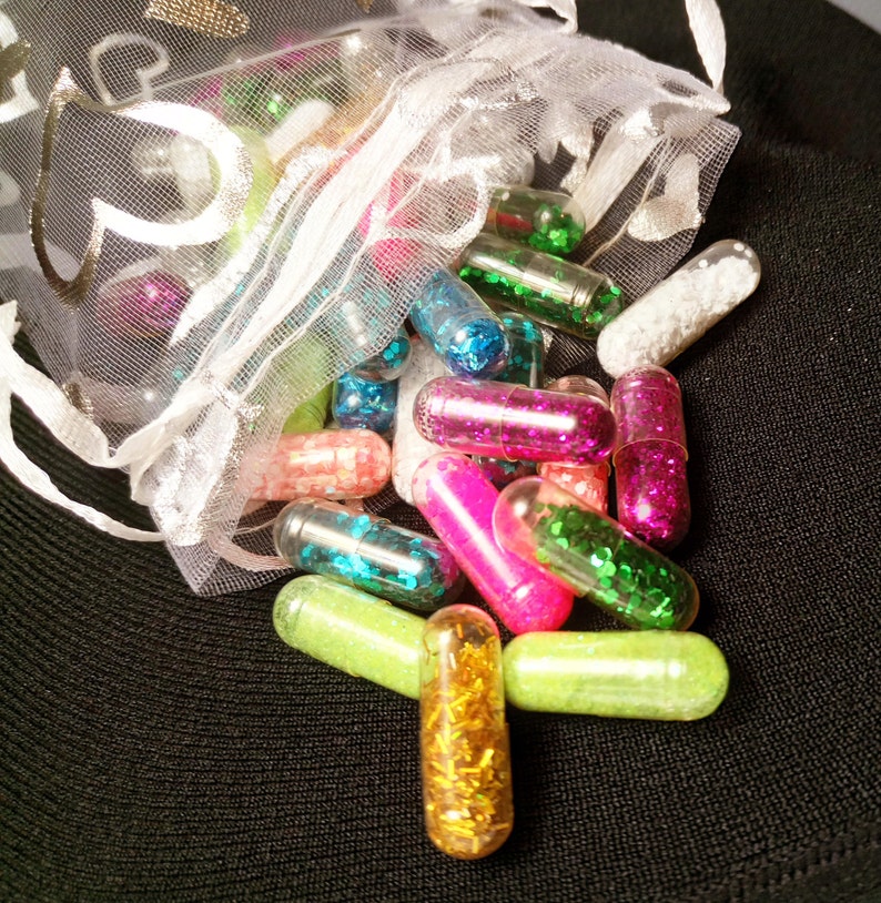 20 Glitter Pills in Organza Bag / Sparkle Capsules Glitter Bomb Sparkly Confetti Rainbow Bachelorette Party Favor / Funny Gag Gift / Unicorn image 4