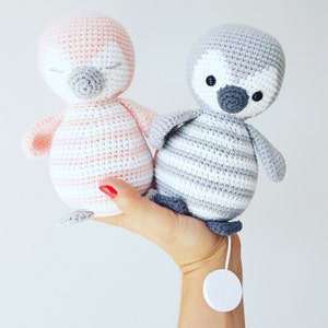 Amigurumi crochet instructions "Penguin Pitschu, as a music box or teddy to cuddle" (German & English) PDF