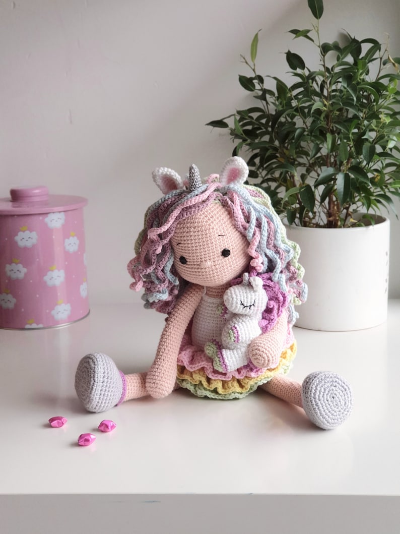 Amigurumi crochet pattern 'Lou the unicorn doll!' PDF 