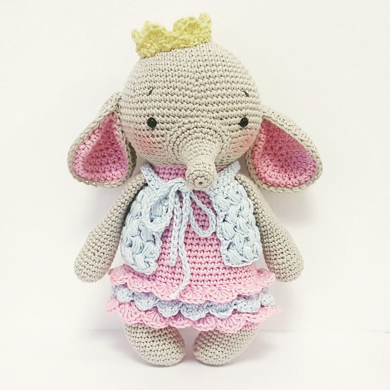 Amigurumi crochet pattern Elephant Ava the Princess German & English PDF image 1