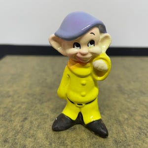 Vintage Walt Disney Snow White and 7 Dwarfs Dopey Porcelain Figurine