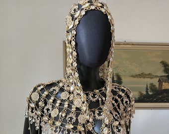 Monili di cristallo Shoulder~Festive Wear~Gold Headpiece~Shoulder Necklace~Crystal