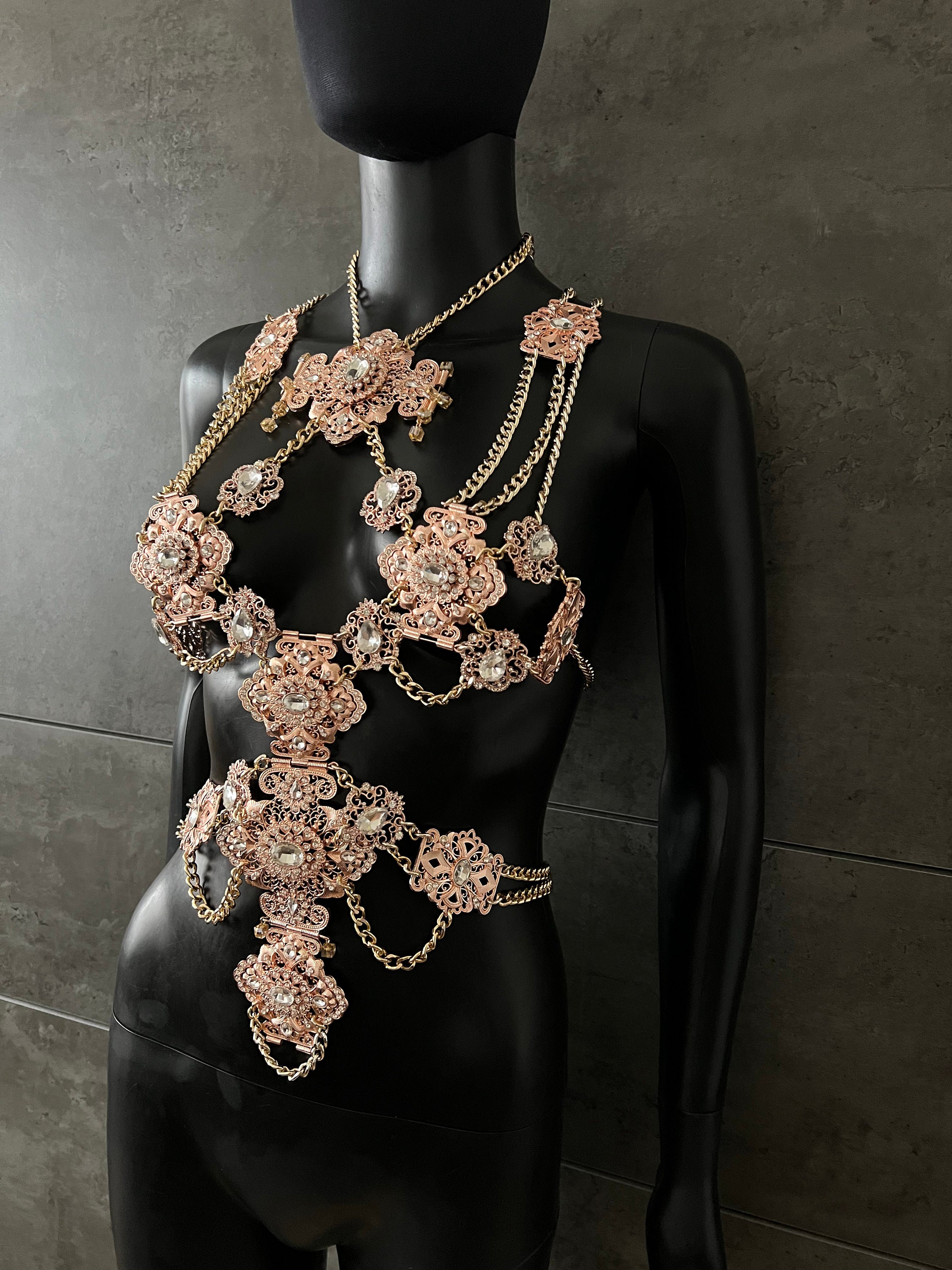 Full body chain harness discount