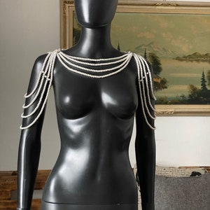 Wedding Shoulder~Pearl body chain~Body necklace ~Shoulder necklace~Pearls Chain Necklace~Bridal Pearl Necklace