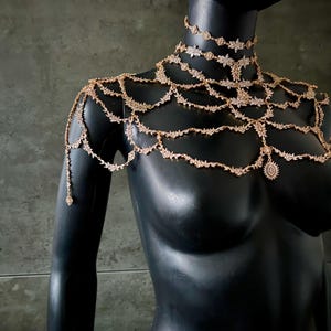 Gold necklace ~Shoulder chain~  Wedding Shoulder ~Crystal necklace ~Shoulder Jewelry