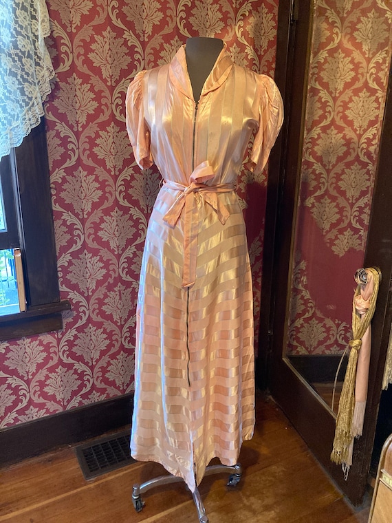 Pink striped hostess dress 1930’s 1940’s