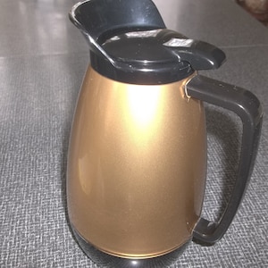 Vintage Westbend Thermo-serv coffee carafe.