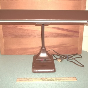 Vintage Art Specialty Company Flexarm Desk lamp