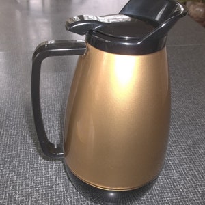 Vintage Westbend Thermo-serv coffee carafe. image 2