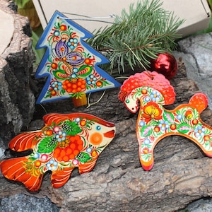 Ukrainian handmade wooden Christmas ornaments Horse, Fish, Tree decorations hand painted in Ukrainian tradition Petrykivka painting