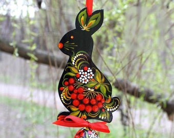 Easter bunny Ukrainian handmade decoration painted Easter rabbit ornaments traditional ukrainian artisanat Petrykivka