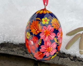 Ukrainian Easter egg - wooden hand painted easter eggs from Ukraine- traditional Petrykivka-painting, Pretty Easter tree ornaments -Pysanka