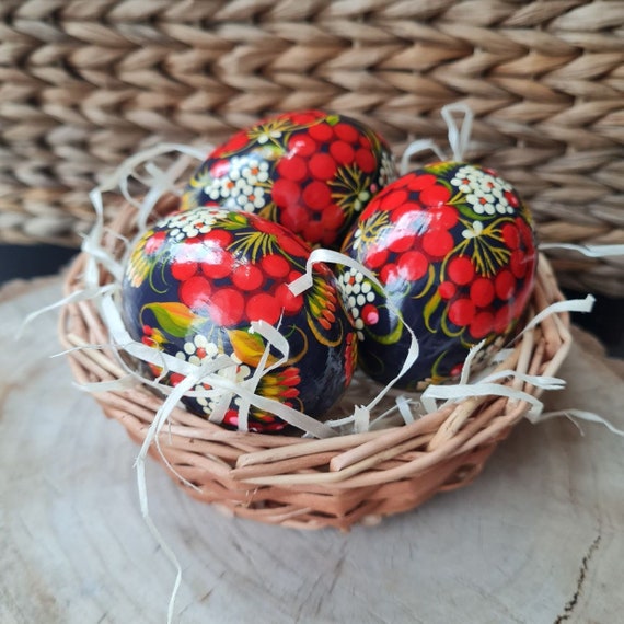 Oeufs de Pâques peints à la main dans un panier, décorations de table de  Pâques en bois, paniers de Pâques originaux décorations de Pâques durables Oeufs  de Pâques ukrainiens -  France