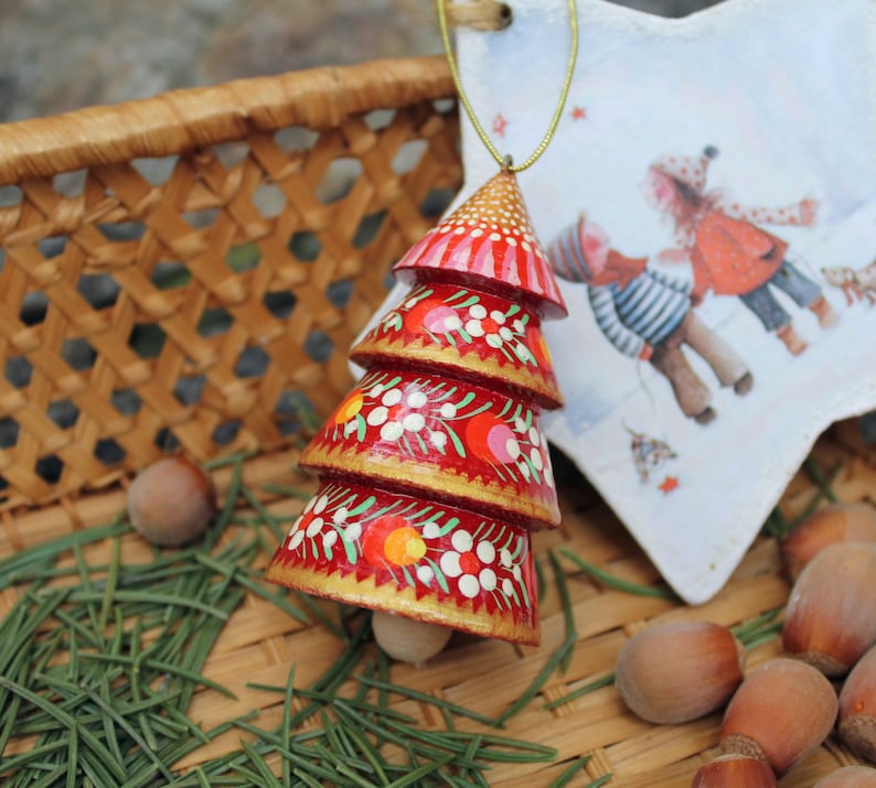 Cloches de Noël originales en bois sapins, décorations de Noël spéciales, cloches originales faites à la main, artisanat Red-gold