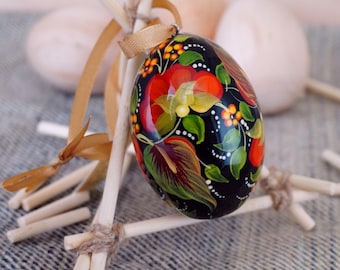 Ukrainian Easter egg - wooden hand painted easter eggs from Ukraine- traditional Petrykivka-painting, Pretty Easter tree ornaments -Pysanka