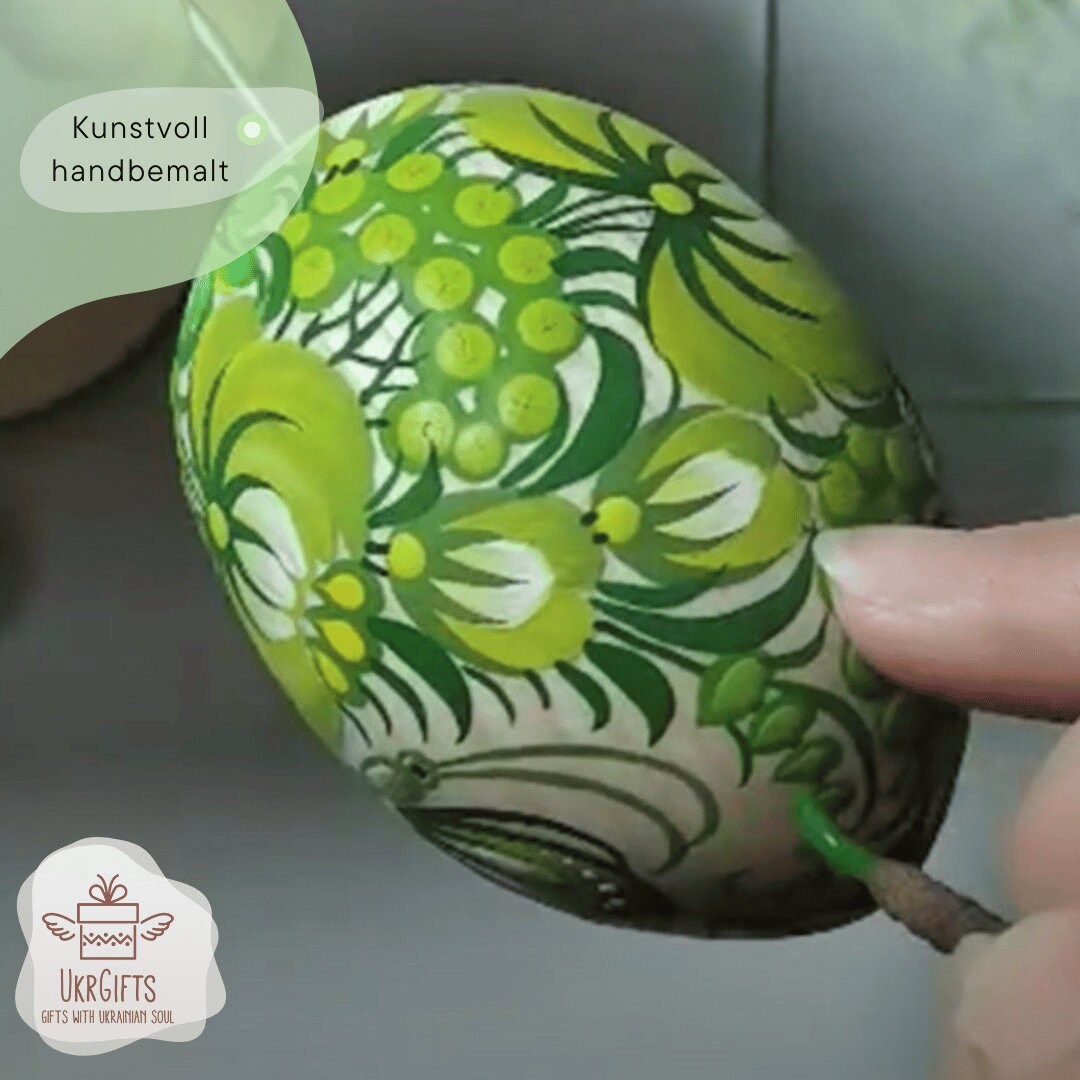 Sfondo Con Uova Di Pasqua Appese Modello Per Libro Da Colorare Per Adulti Bianco E Nero