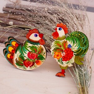 Ensemble de décoration de Pâques fait à la main en bois coq, poulet artisanat traditionnel ukrainien décorations de Pâques image 3