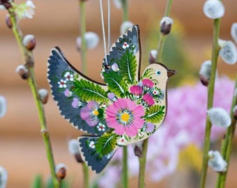 鳩の装飾ペンダント木製手描き花柄春窓鳥イースター装飾平和鳩ギフトウクライナの手工芸品