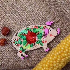 Pig fridge magnets - animal wooden magnets figures - piggi magnets -small gifts lacky charm handmade -nice magnets hand painted ukrainian