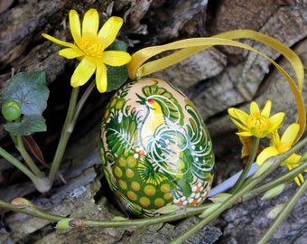 Hand painted Easter egg- Ukrainian easter eggs – pysanka-Eggs with Petrykivka painting-handcrafted Ukrainian egg with flowers patterns