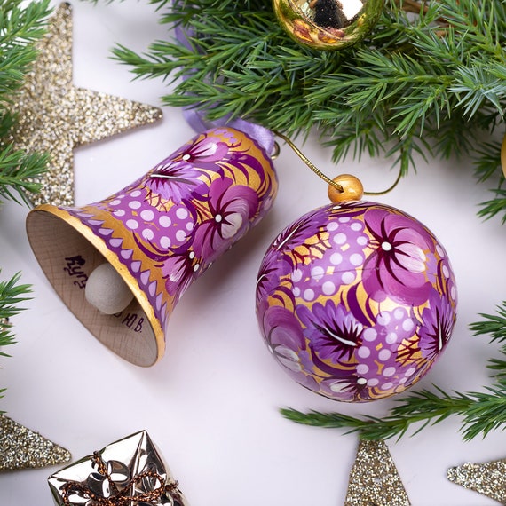 Hand Painted Wooden Ornaments set/5