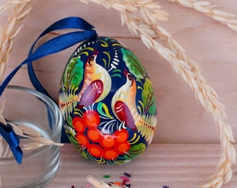 Ovos de Páscoa pintados à mão com motivos de pássaros - Ovos de Páscoa ucranianos com pintura Petrykivka em madeira - Ovos de Páscoa de alta qualidade para pendurar