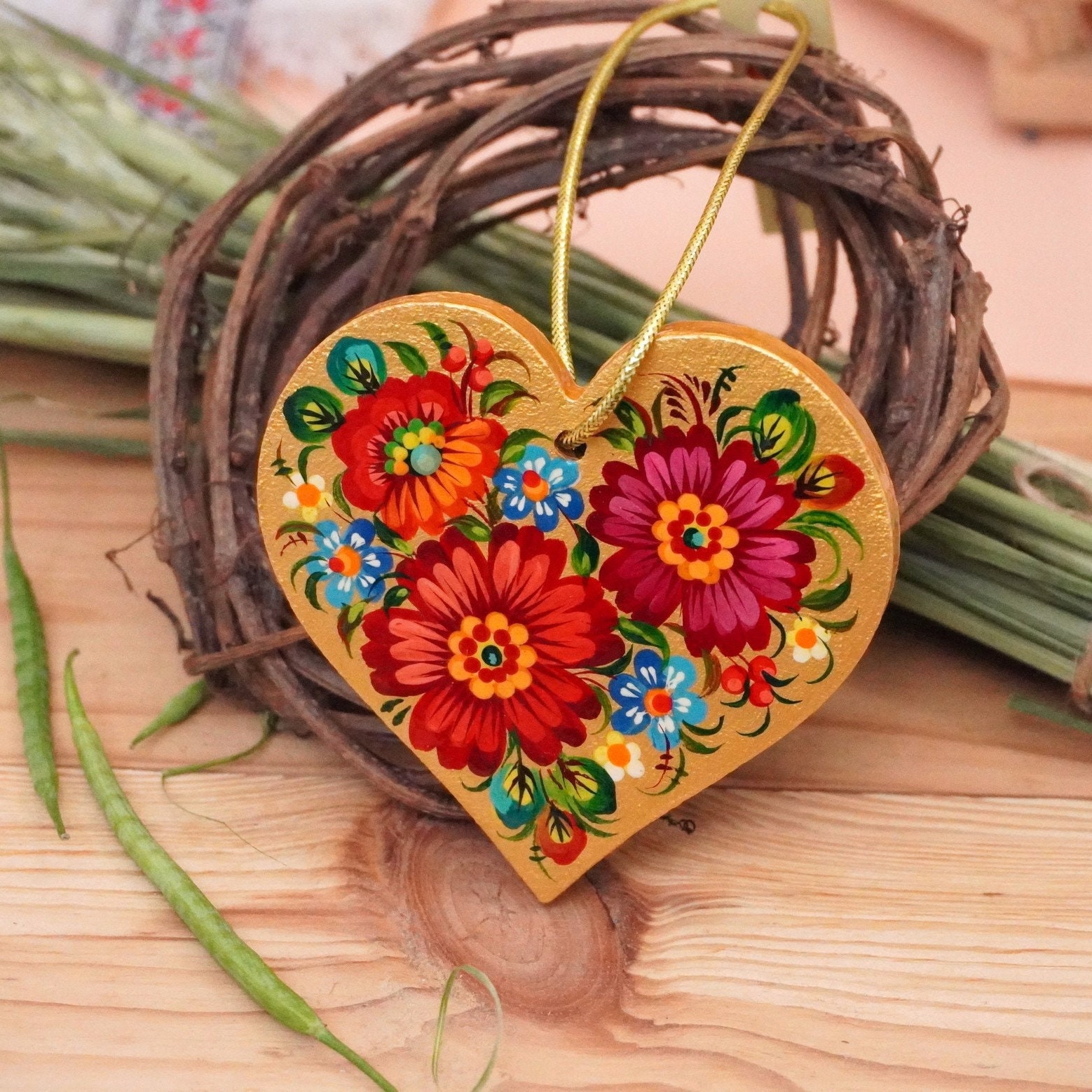 decorazione per san valentino: 3 pick a forma di cuore con pupazzetto