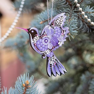 Colibrí pájaro madera árbol de Navidad ornamento pintado a mano patrón floral ucraniano Petrykivka pintura pájaros exclusivo ornamento de Navidad