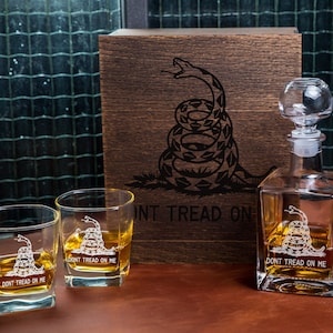 Dont Tread on Me Personalized gift for men who have everything Whiskey decanter set Whiskey glasses set gifts for dad birthday Gifts for him