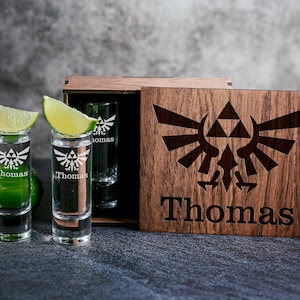 Personalized shot glasses, Wedding Favors , Bridal Party