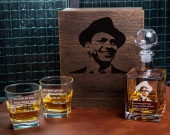 Juego de regalo de decantador de whisky: caja de madera y cristal grabado