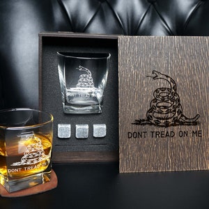 Don’t Tread on Me American Flag whiskey glass set in gift box, Bourbon glasses  Christmas gift for dad, Fathers day gift for him