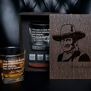 Coffret cadeau whisky John Wayne Quote : verre gravé et boîte en bois