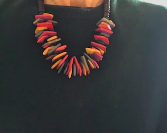 Collana vintage - Collana geometrica - Collana a guscio di noce - Collana anni '80 - Gioielli anni '80 - Collana multicolore - Collana importante