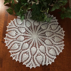 Crochet Doily, White Pineapple doily, 19 Inches Round Pineapple Doily, Ready to Ship Doily, White Doily, Handmade Doily, Table Centerpiece