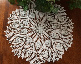 Crochet Doily, White Pineapple doily, 19 Inches Round Pineapple Doily, Ready to Ship Doily, White Doily, Handmade Doily, Table Centerpiece