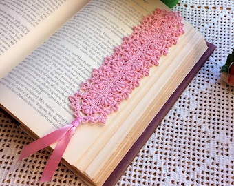 Crochet Bookmark; Bookmark with Pink Ribbon; Handmade Bookmark; Book Club Bookmark; Book Club Accessories; Birthday Gifts; Christmas Gifts